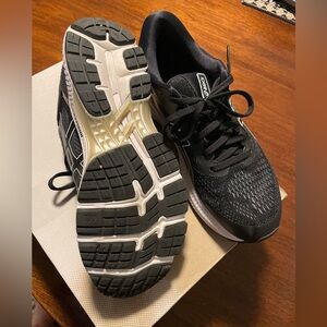 ASICS GEL KAYANO 26 - BLACK WMS 11